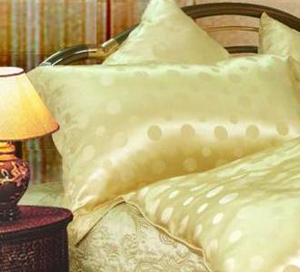 Linge de lit en satin de soie jacquard